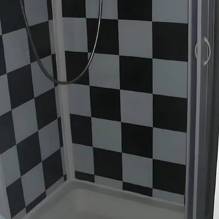 Fuer 2 Personen 18 M² *